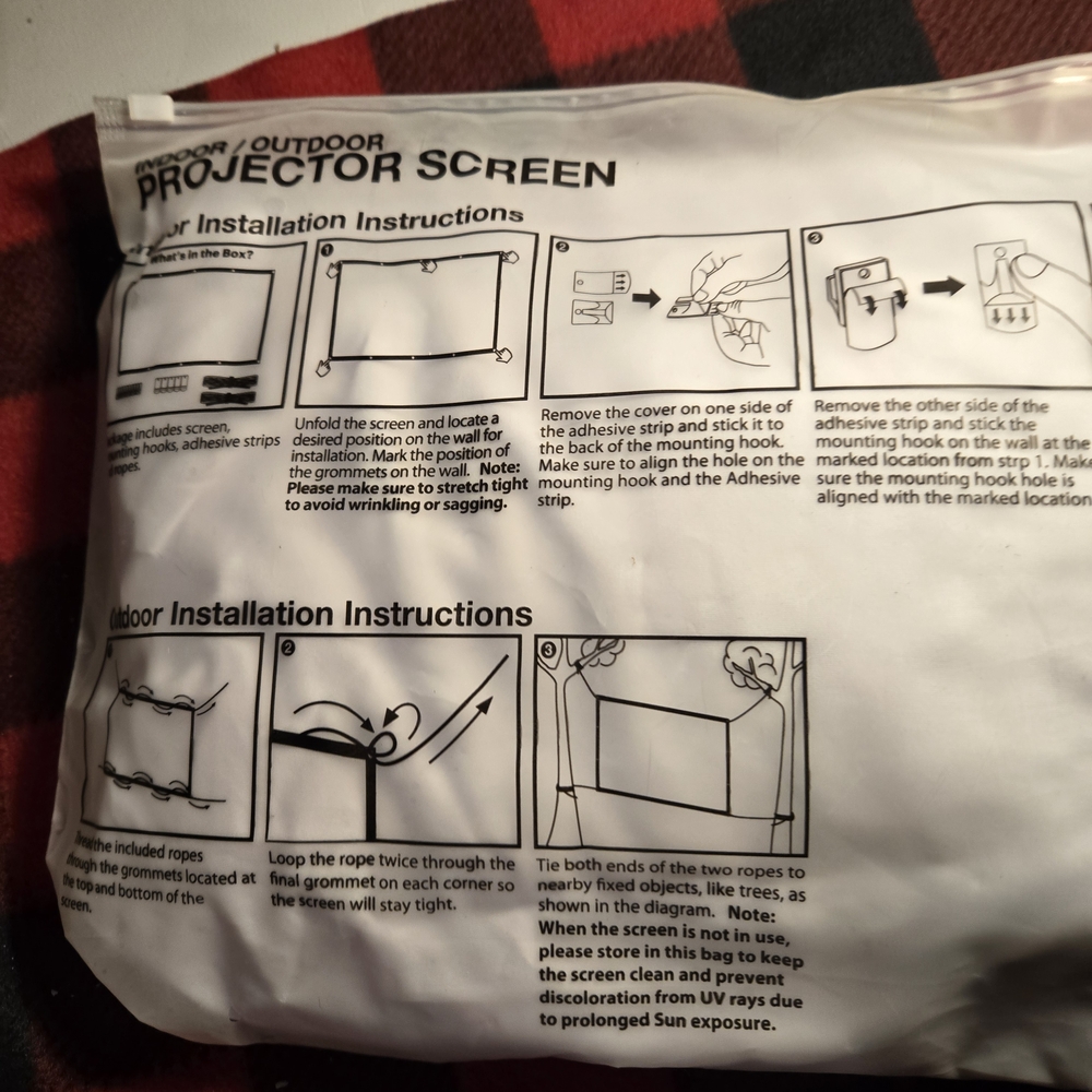 Source Unknown Outdoor Projector Screen with Remote - Picture 3 of 3